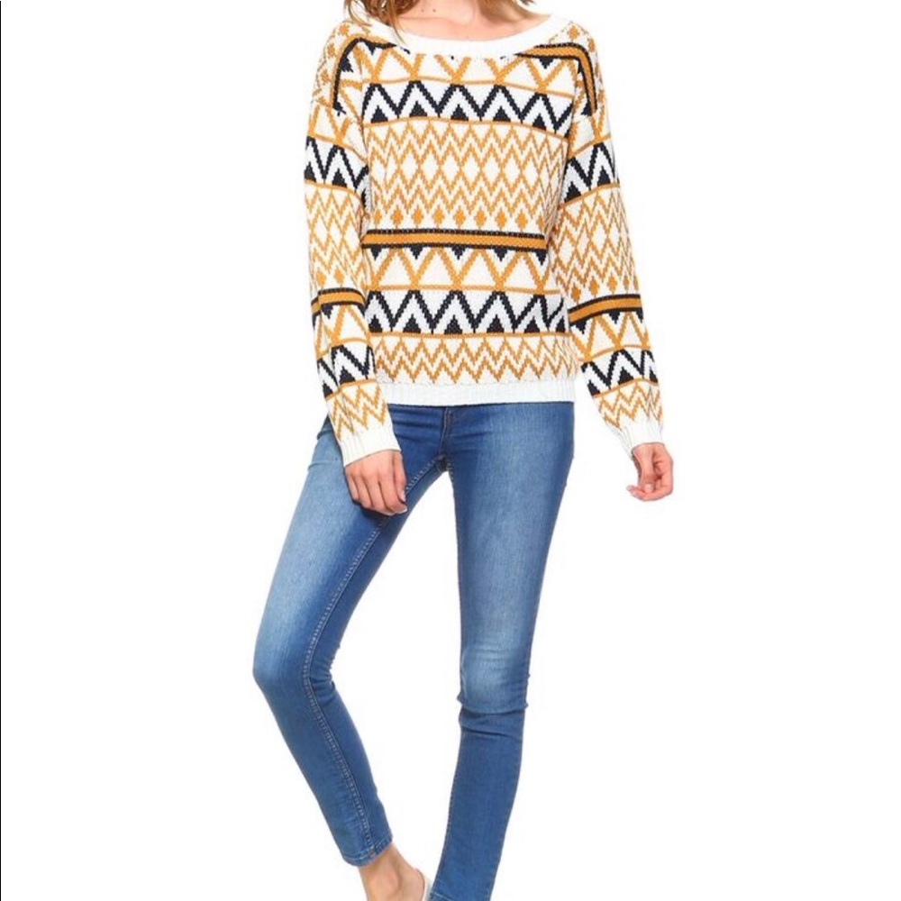 Women's Geometric Two-Toned Crewneck Knit Sweater